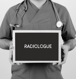 Médecins (radiologues)