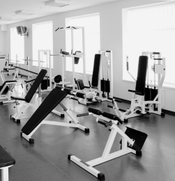 Salle de sport • Coach sportif